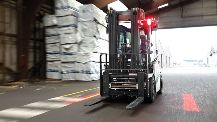 switching-from-ic-to-ac-what-to-know-unicarriers-mx-853x448